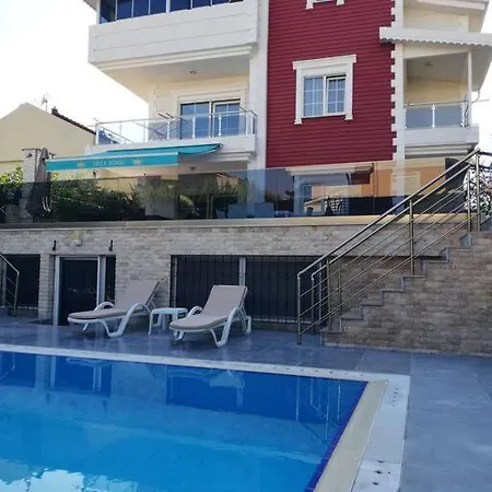 Royal Palace Private Pool Halal Villa *